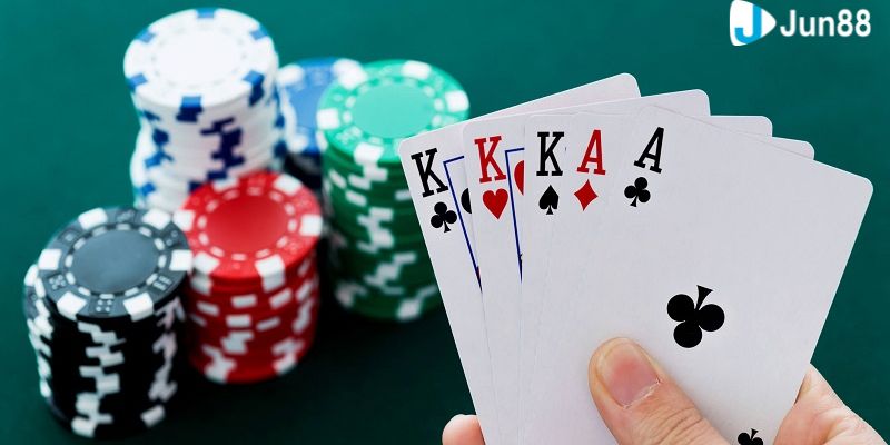 Bài rác poker Các trường hợp tận dụng bài rác poker người chơi cần biết